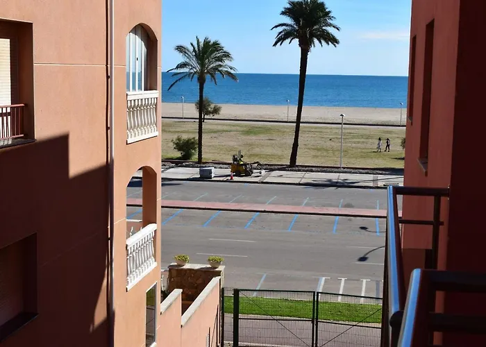 Cerca Playa Y Centro Ref 305