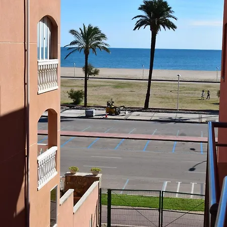 Cerca Playa Y Centro Ref 305